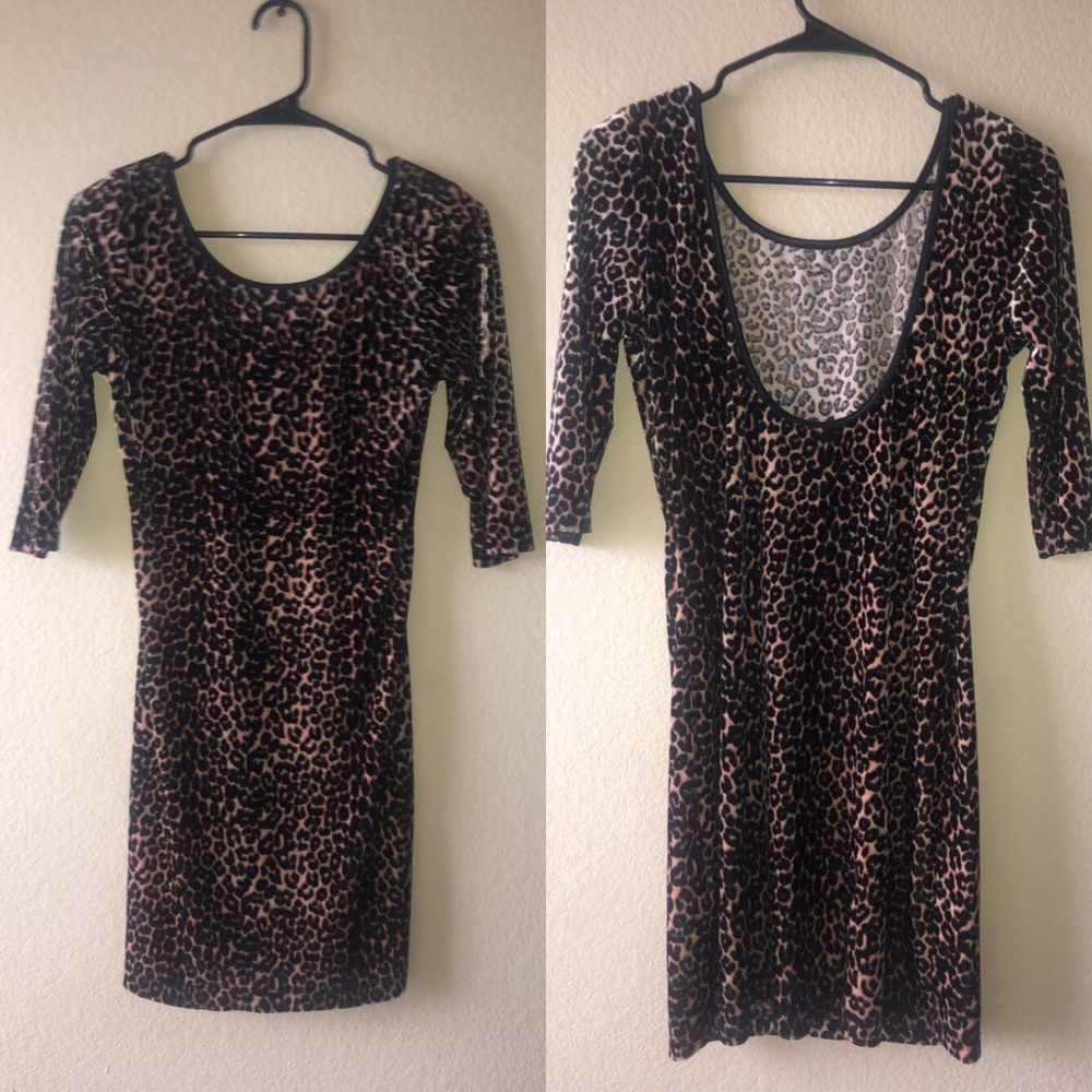 Velvet Scoop-back Leopard Dress